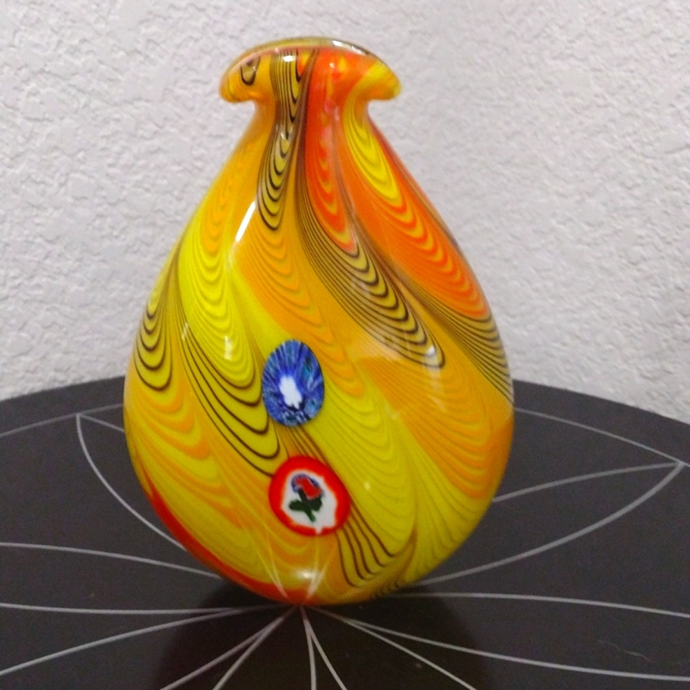 Murano style vase